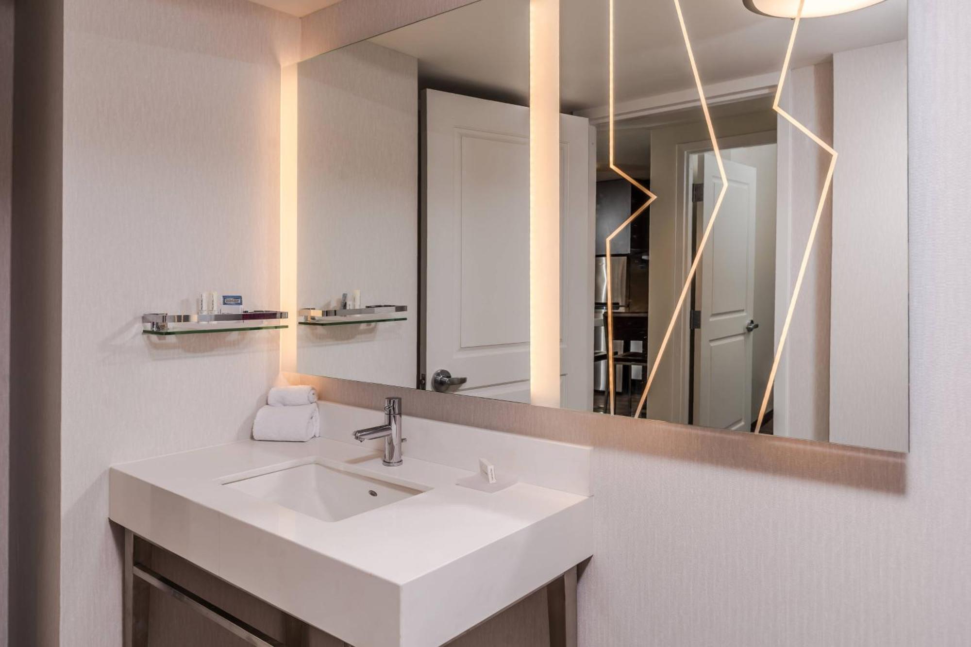 Residence Inn By Marriott Pittsburgh Oakland/University Place Екстериор снимка