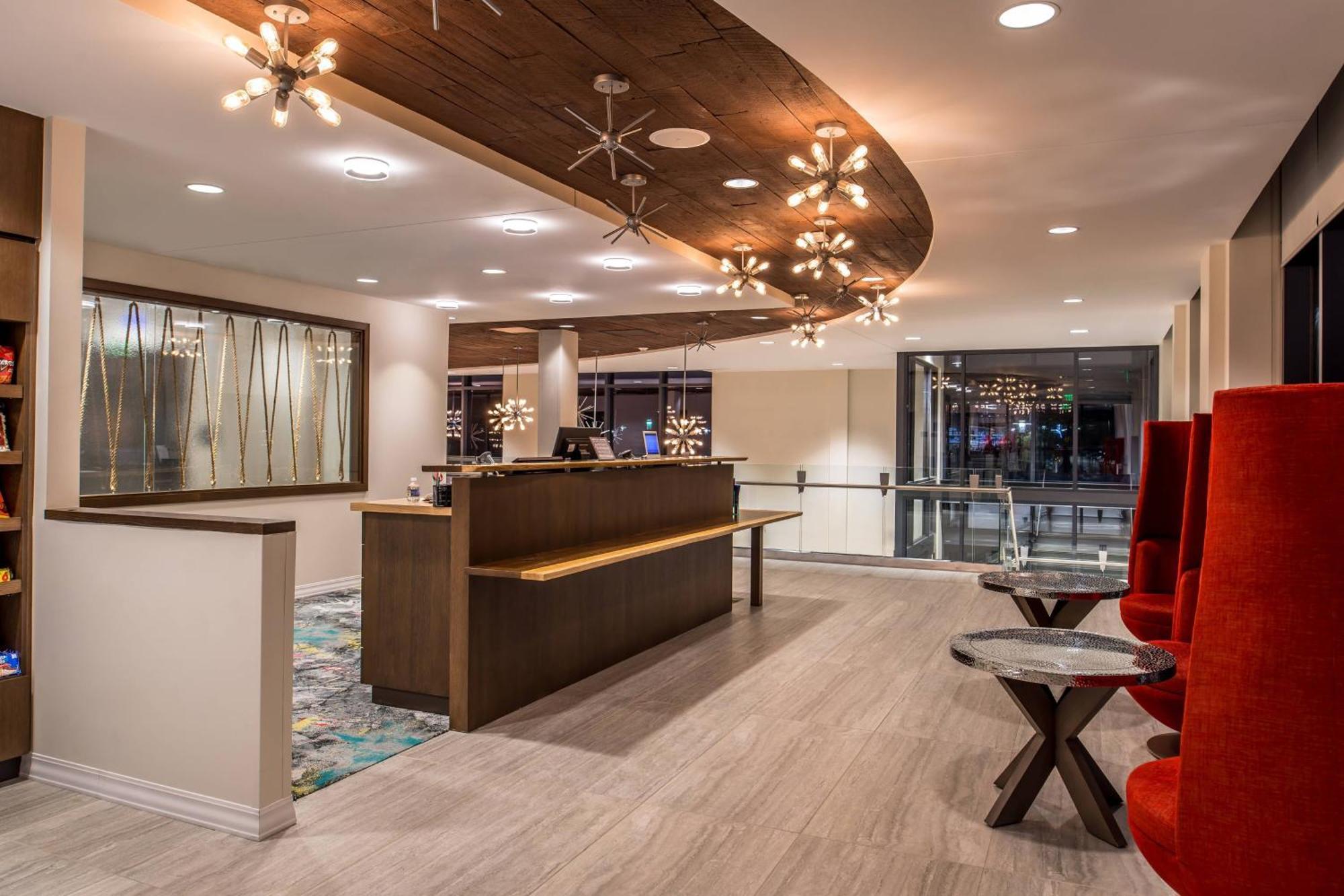 Residence Inn By Marriott Pittsburgh Oakland/University Place Екстериор снимка